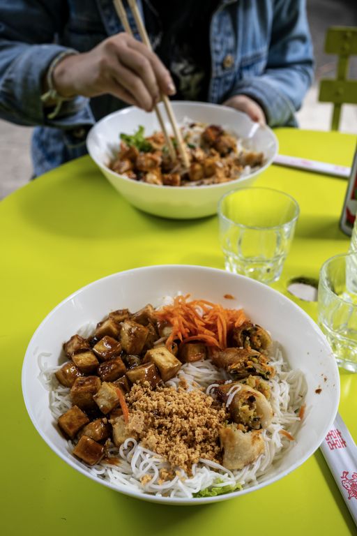 Bò bún, as served